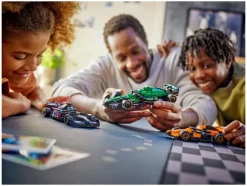 77245 Aston Martin Aramco F1® AMR24 racewagen