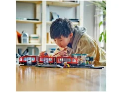 60423 Stadstram en station