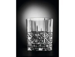 4 whiskyglazen of 4 long drink glazen