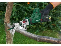 Accu-takkenzaag 12 V zonder accu en lader