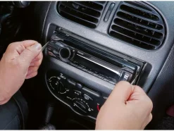 Auto demontagegereedschap of bevestigingsclips en tiewraps