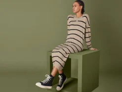 Dames midi-gebreide jurk