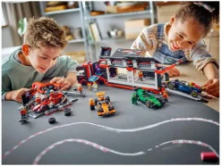 F1® pitstop en pitcrew met Ferrari auto 60443