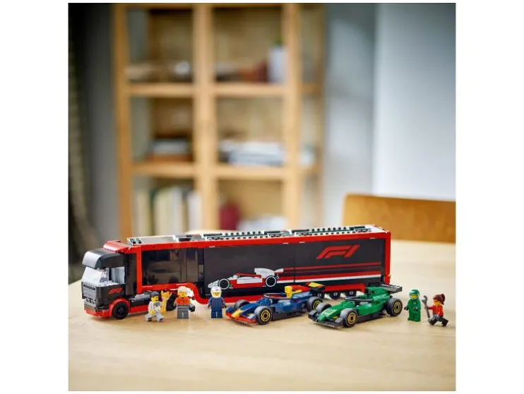 F1® truck met RB20 en AMR24 F1® auto's 60445