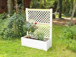 Plantenbak met klimrek