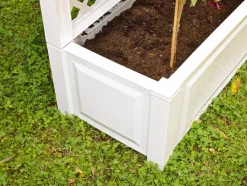 Plantenbak met klimrek