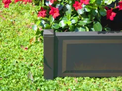 Plantenbak met klimrek