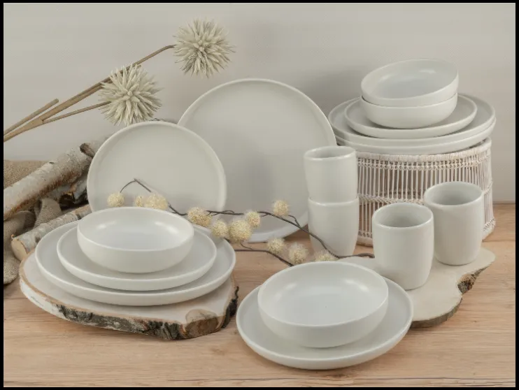 Serviesset Uno Offwhite