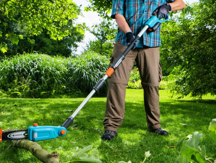 Telescopische accu-takkenzaag TCS 20/18V P4A