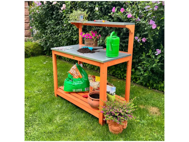 Tuintafel met verzinkte werktafel