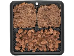 Voer- en drinkbak, voermat of likmat